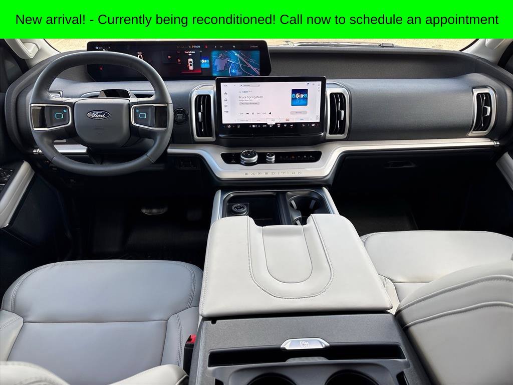 Used 2026 Ford Expedition Max Active AWD/4WD image 4