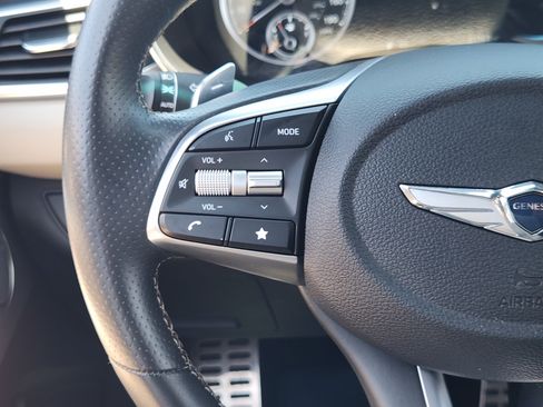 Used 2023 Genesis G70 2.0T w/ Sport Prestige Package RWD image 28