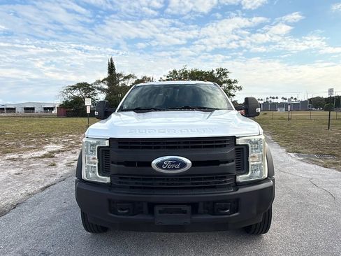 Used 2017 Ford F450 XL w/ Power Equipment Group image 6