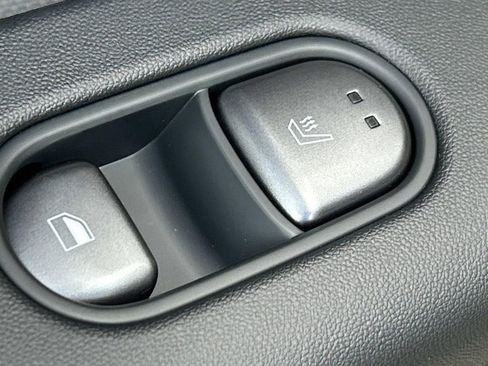 New 2025 Hyundai Ioniq 5 SEL image 22