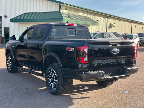 Used 2024 Ford Ranger Lariat w/ FX4 Off-Road Package image 5