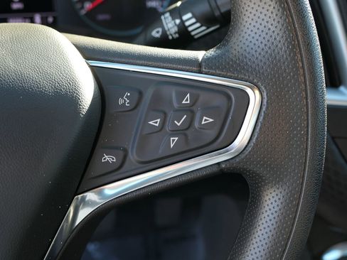 Used 2023 Chevrolet Malibu LT image 17