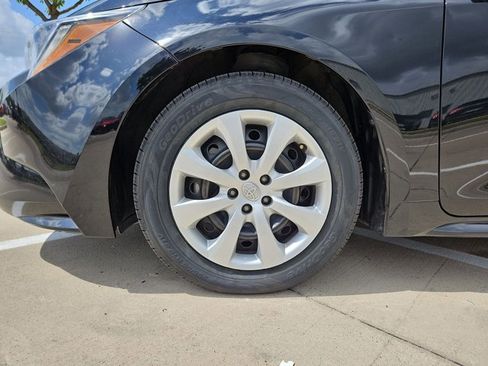 Used 2024 Toyota Corolla LE image 23