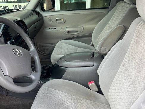Used 2005 Toyota Tundra SR5 AWD/4WD image 8