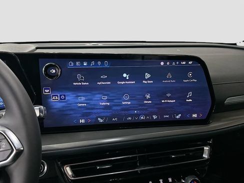 New 2026 Chevrolet Traverse LT w/ LPO, Floor Liner Package AWD/4WD image 16