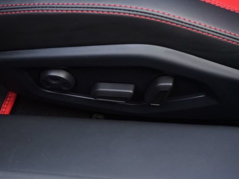 Used 2017 Lamborghini Huracan LP 610-4 AWD/4WD image 23
