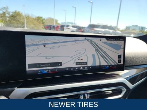 Used 2024 BMW i4 eDrive40 image 3