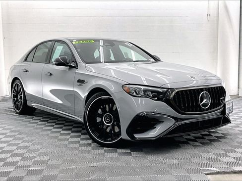 Used 2026 Mercedes-Benz E 53 AMG e 4MATIC Sedan image 34