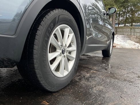 Used 2020 Kia Sorento LX w/ LX I4 Convenience Package image 7