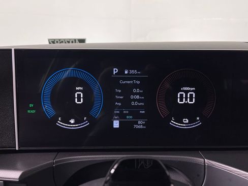 Used 2025 Hyundai Santa Fe SEL image 20