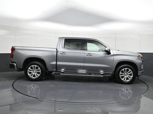 Certified 2025 Chevrolet Silverado 1500 LTZ AWD/4WD image 6