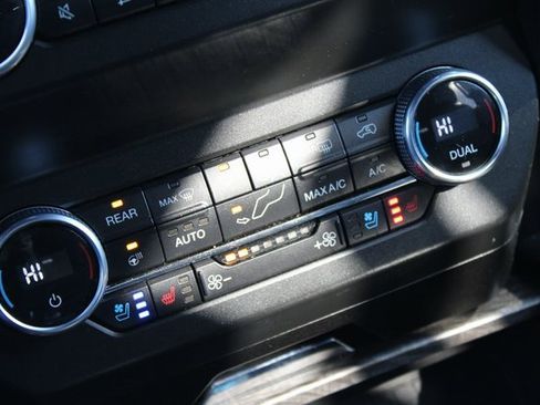 Used 2021 Ford Expedition Max Limited image 22