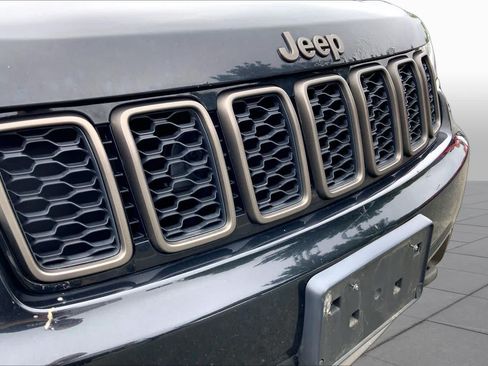 Used 2016 Jeep Grand Cherokee Limited 75th Anniversary AWD/4WD image 30
