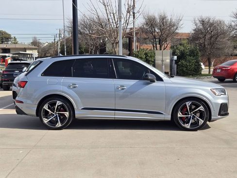 Used 2024 Audi SQ7 Premium Plus image 7