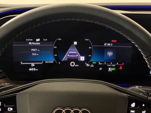 Used 2025 Audi Q5 Premium w/ Convenience Package AWD/4WD image 19
