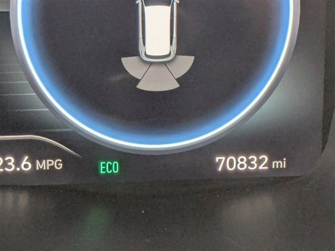 Used 2023 Hyundai Santa Fe Limited image 33