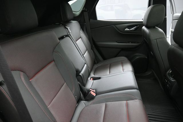 Used 2019 Chevrolet Blazer RS FWD image 29