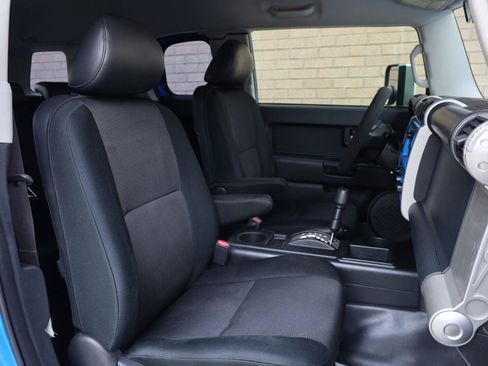 Used 2007 Toyota FJ Cruiser 2WD image 22