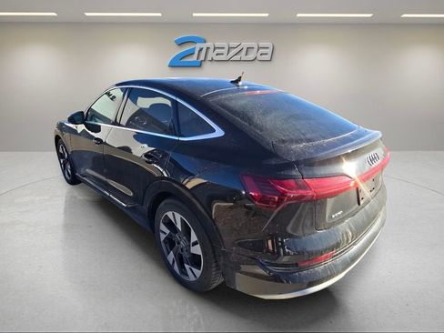Used 2020 Audi e-tron Premium Plus image 3
