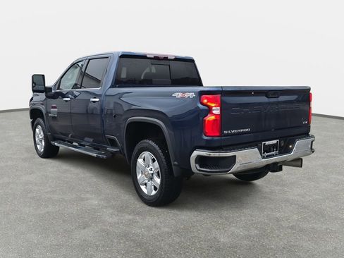 Used 2022 Chevrolet Silverado 2500 LTZ w/ LTZ Premium Package AWD/4WD image 7