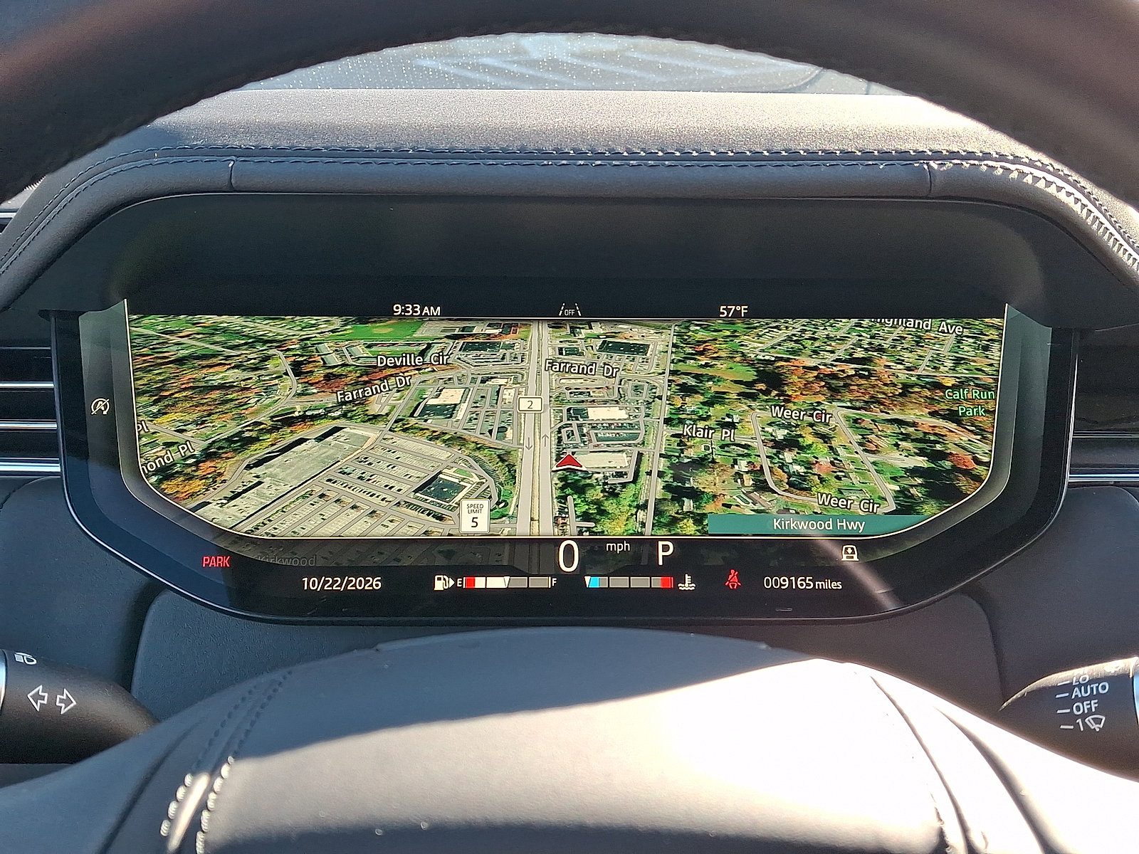 Certified 2025 Land Rover Range Rover SE AWD/4WD image 12