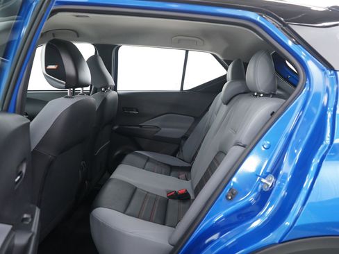 Used 2023 Nissan Kicks SR w/ SR Premium Package image 16