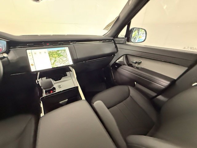New 2026 Land Rover Range Rover Sport SE AWD/4WD image 31