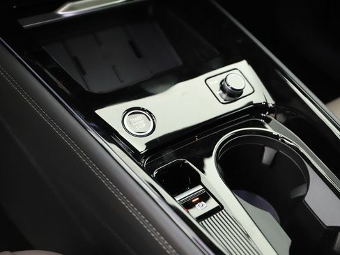 New 2026 Audi Q3 quattro 2.0T AWD/4WD image 28