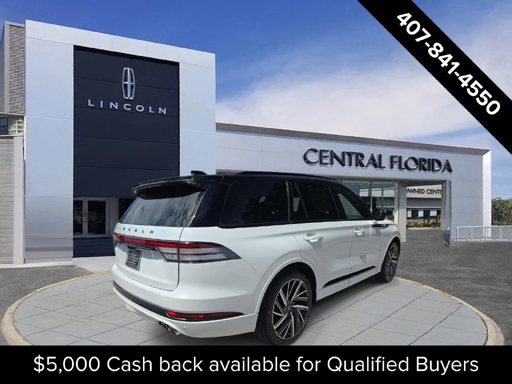 New 2026 Lincoln Aviator Black Label w/ Black Label Special Edition AWD/4WD image 2
