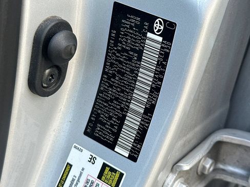 Used 2024 Toyota Corolla LE FWD image 53