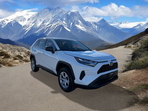 Certified 2025 Toyota RAV4 LE image 7