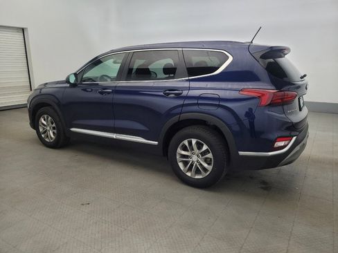 Used 2019 Hyundai Santa Fe SE image 3