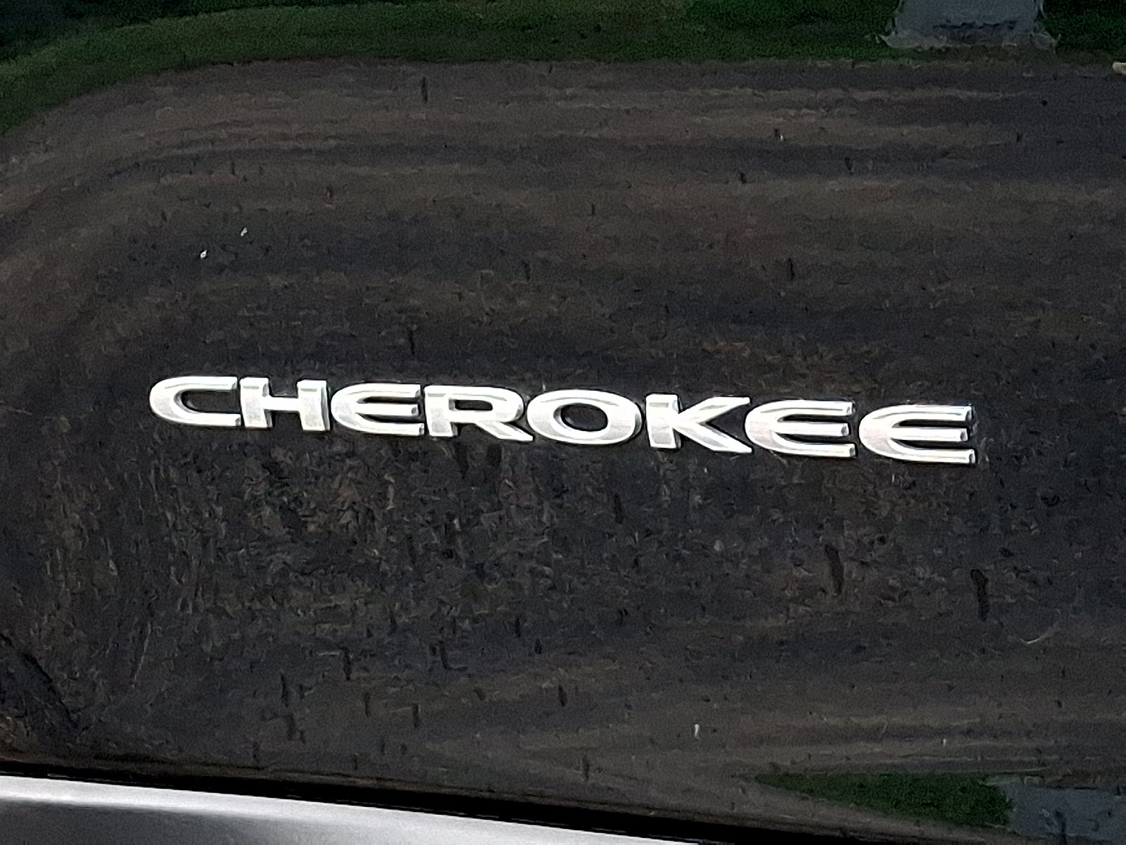 Certified 2019 Jeep Cherokee Limited AWD/4WD image 30