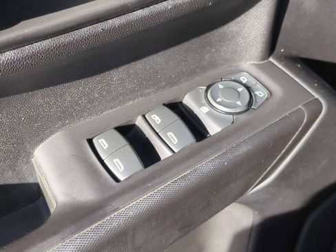 Used 2021 Chevrolet Silverado 1500 Custom w/ LPO, Dark Essentials Package image 21