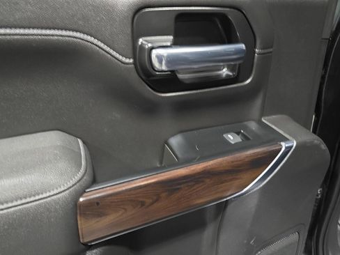 Used 2022 GMC Sierra 1500 SLT image 24