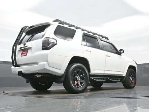 Used 2021 Toyota 4Runner Trail Special Edition AWD/4WD image 32