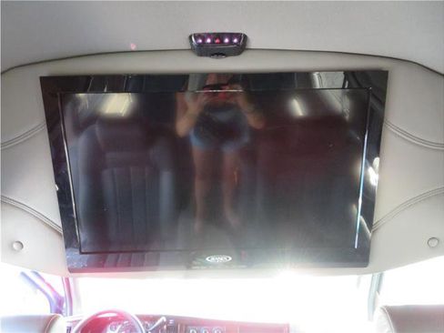 Used 2012 Chevrolet Express 1500 RWD image 9