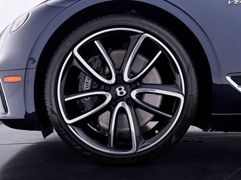 Used 2020 Bentley Continental GT AWD/4WD image 3