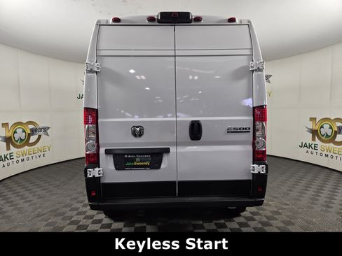 Used 2025 RAM ProMaster 2500 w/ Safety Group FWD image 6