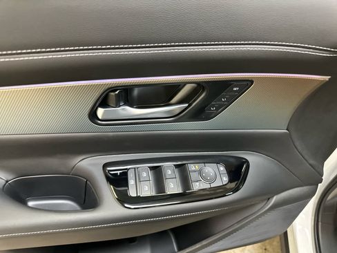 New 2025 Nissan Murano SL image 16