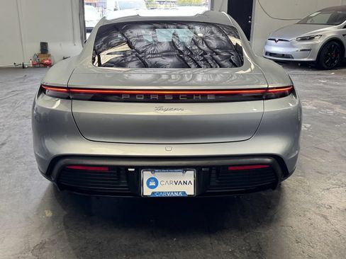 Used 2021 Porsche Taycan RWD image 3