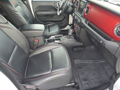 Used 2018 Jeep Wrangler Unlimited Rubicon image 29