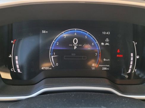 Used 2024 Toyota Corolla XSE image 30