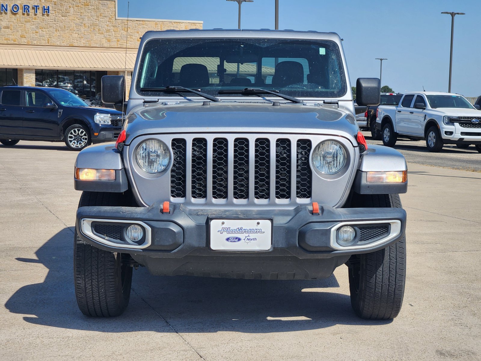 Used 2021 Jeep Gladiator Overland AWD/4WD image 6
