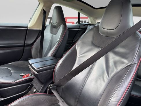 Used 2013 Tesla Model S Performance RWD image 11