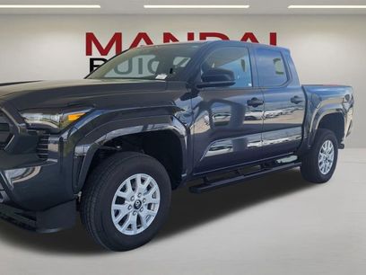 Used 2025 Toyota Tacoma SR