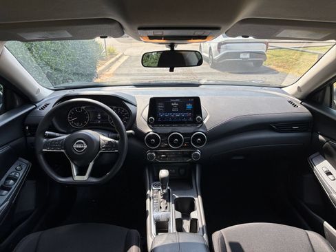 Used 2025 Nissan Sentra SV FWD image 26
