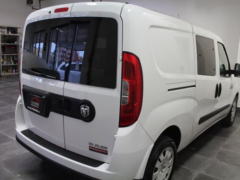 Used 2019 RAM ProMaster City Tradesman SLT image 6