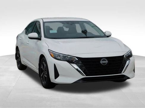 Used 2025 Nissan Sentra SV w/ All-Weather Package image 2