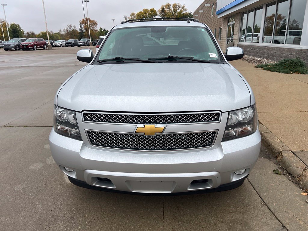 Used 2012 Chevrolet Avalanche LTZ AWD/4WD image 3